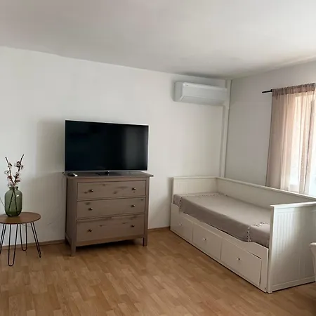 Dubnica-prejta 2 Apartment